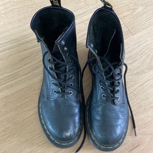 Dr martens , size USA 8 , black boots